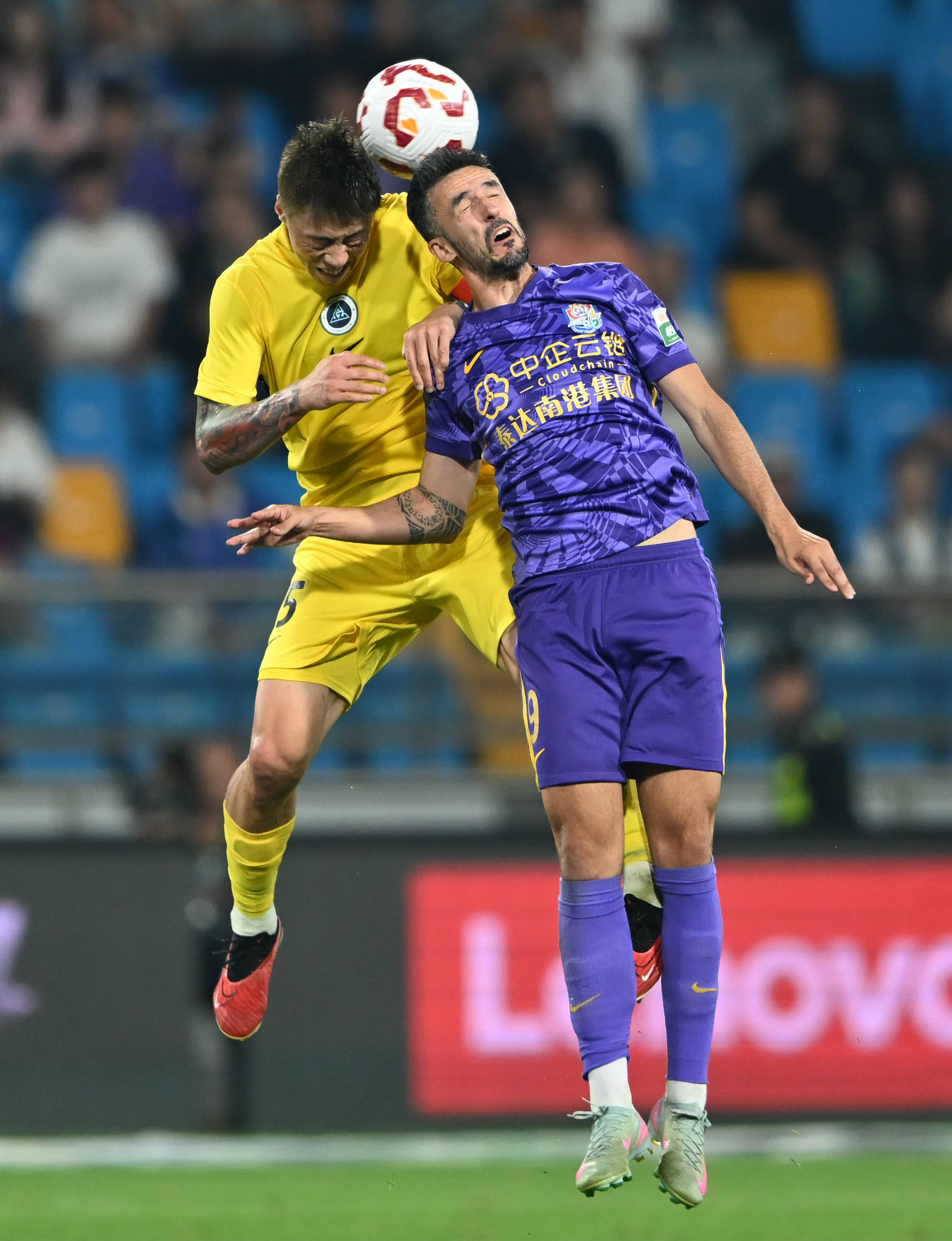 通过耐心的 通过耐心的